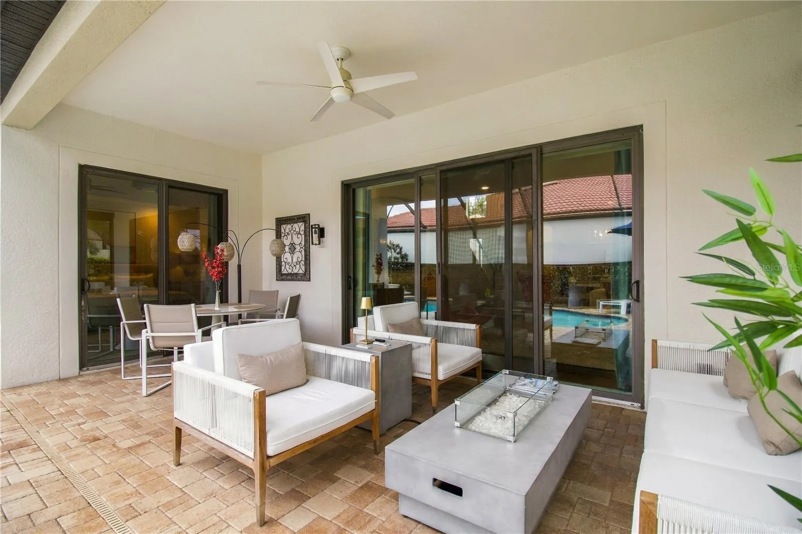Lanai sitting area beside the pool