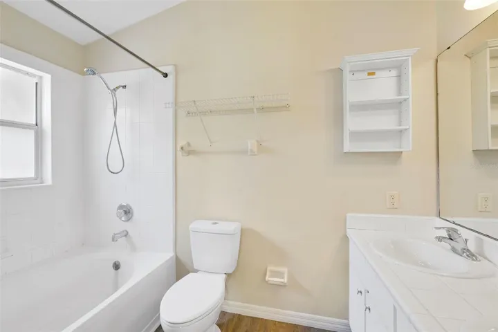 Primary bath with tub/shower combo