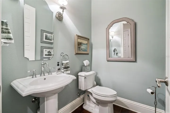 Powder bath