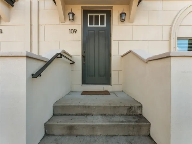 Front Steps/entryway