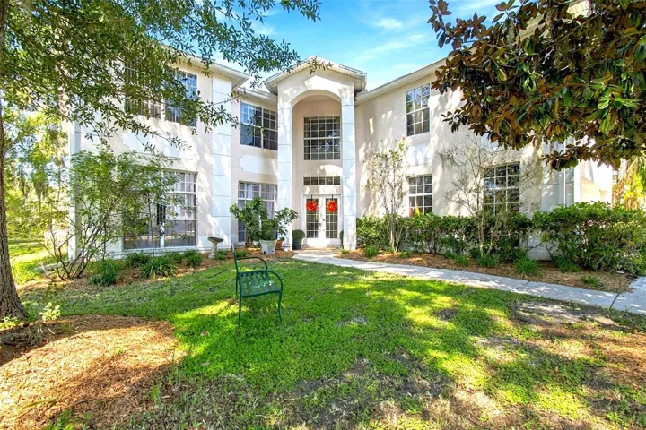 Beautiful Entryway to Home