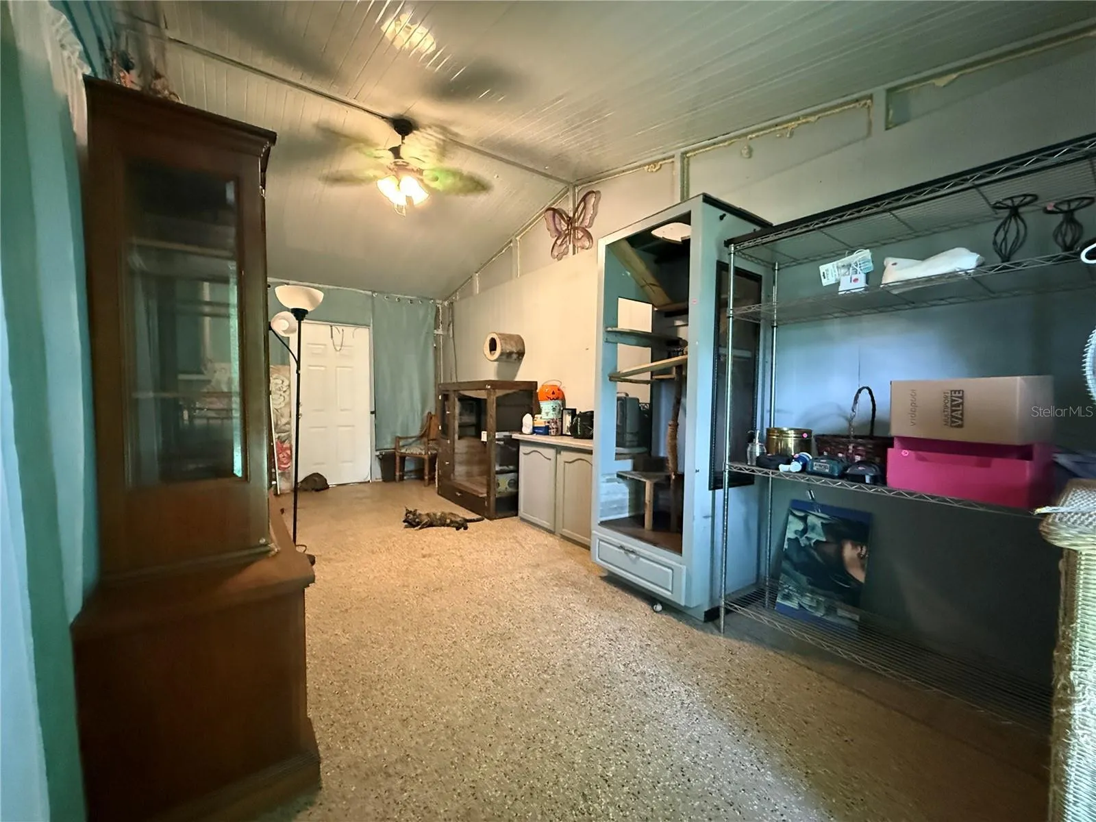 ENCLOSED PORCH