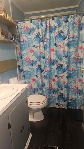 GUEST BATHROOM