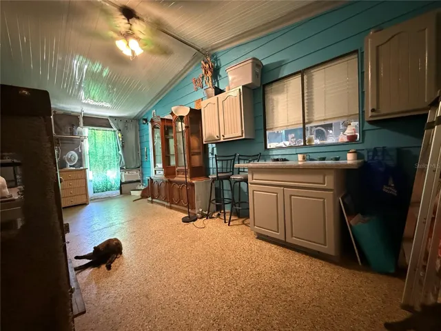 ENCLOSED PORCH