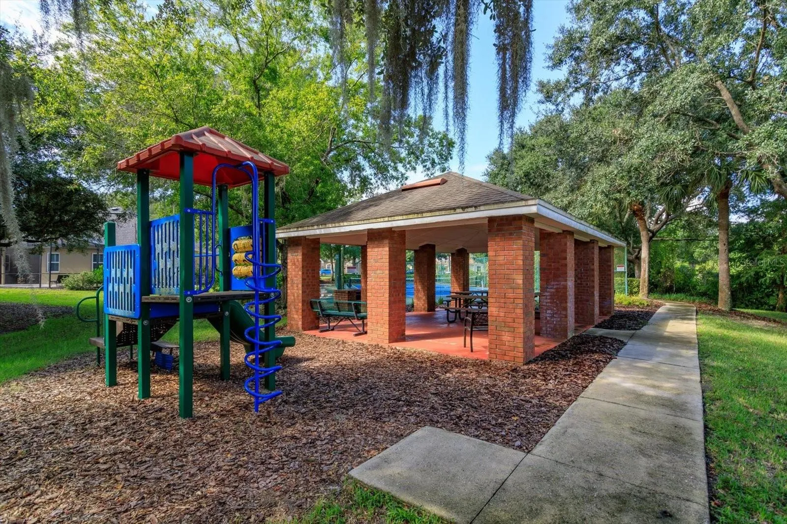 Sylvan Lake Reserve community picnic pavilion and playground