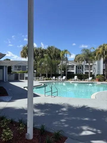 community pool & fitness room