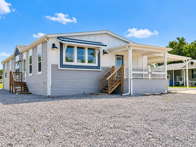 Welcome home to 9248 Scepter Ave in Brooksville, Florida!