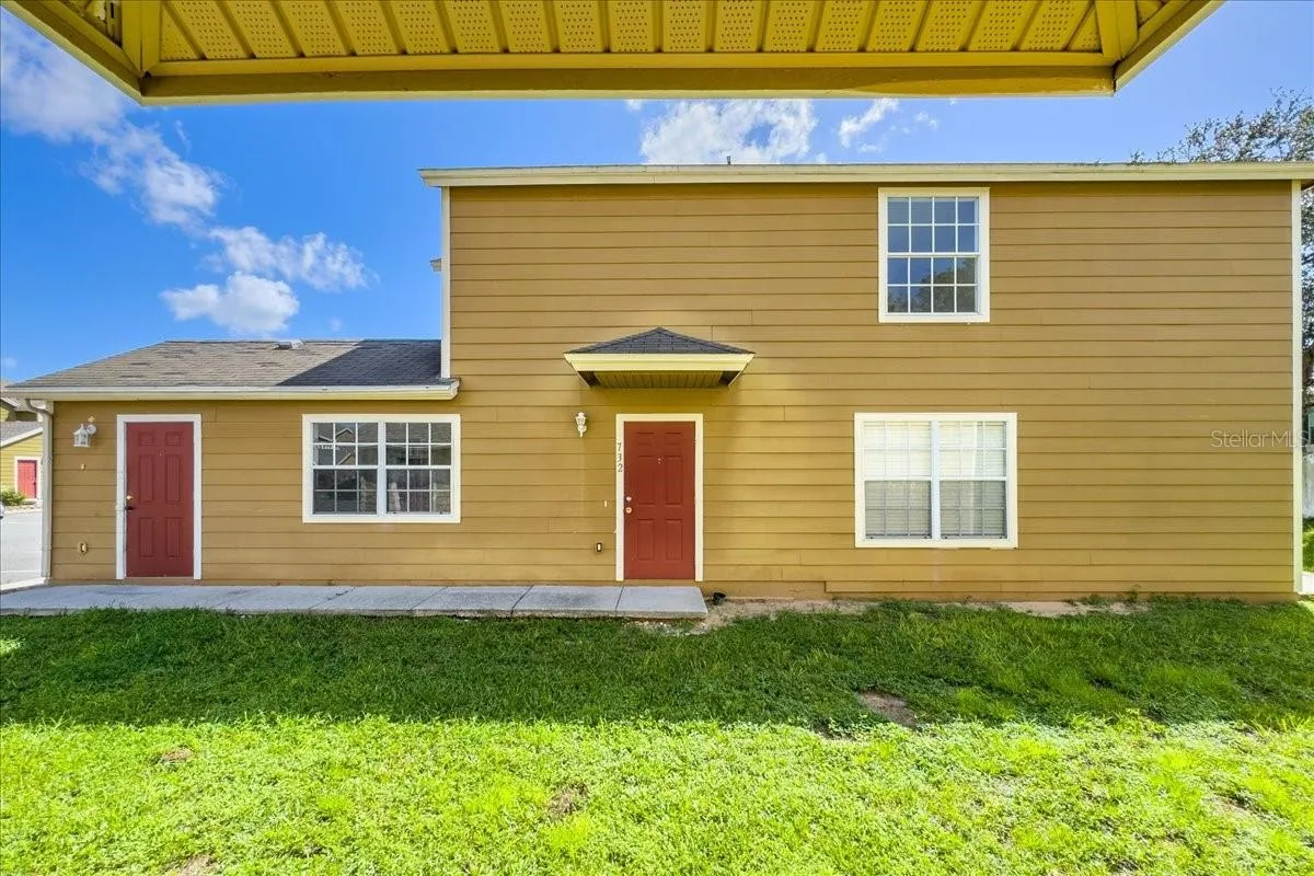 Front Entrances, door on the left is for the in-law suite