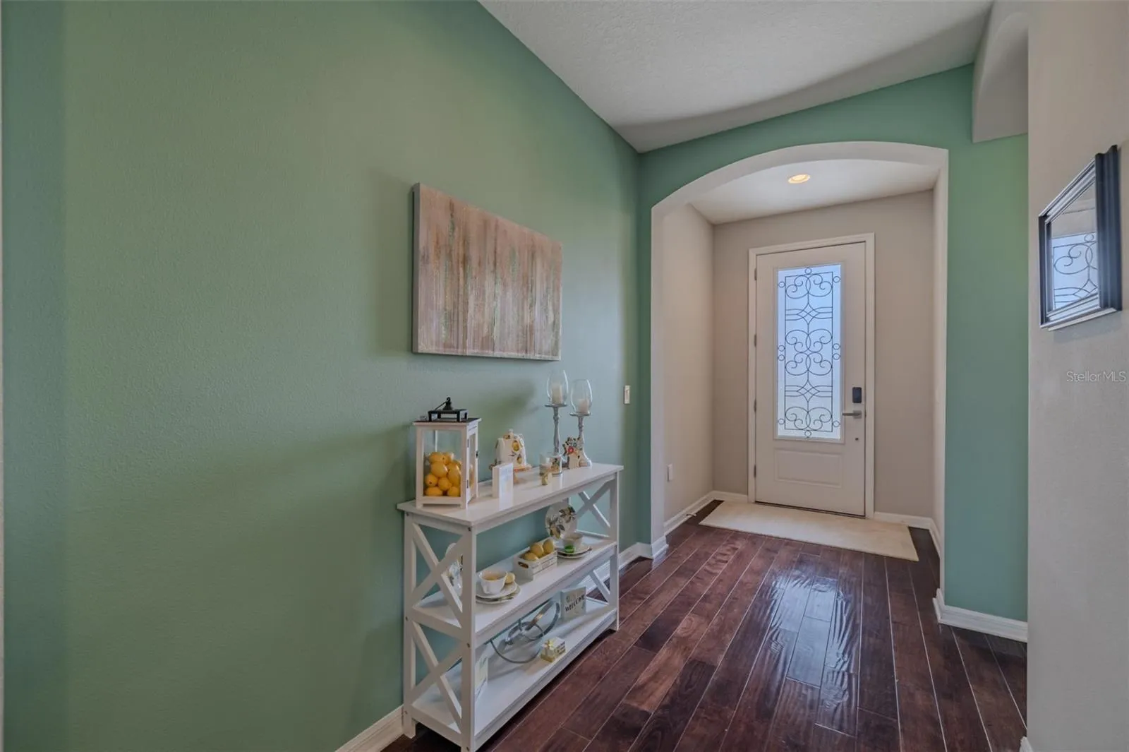 Entry way to display your collection