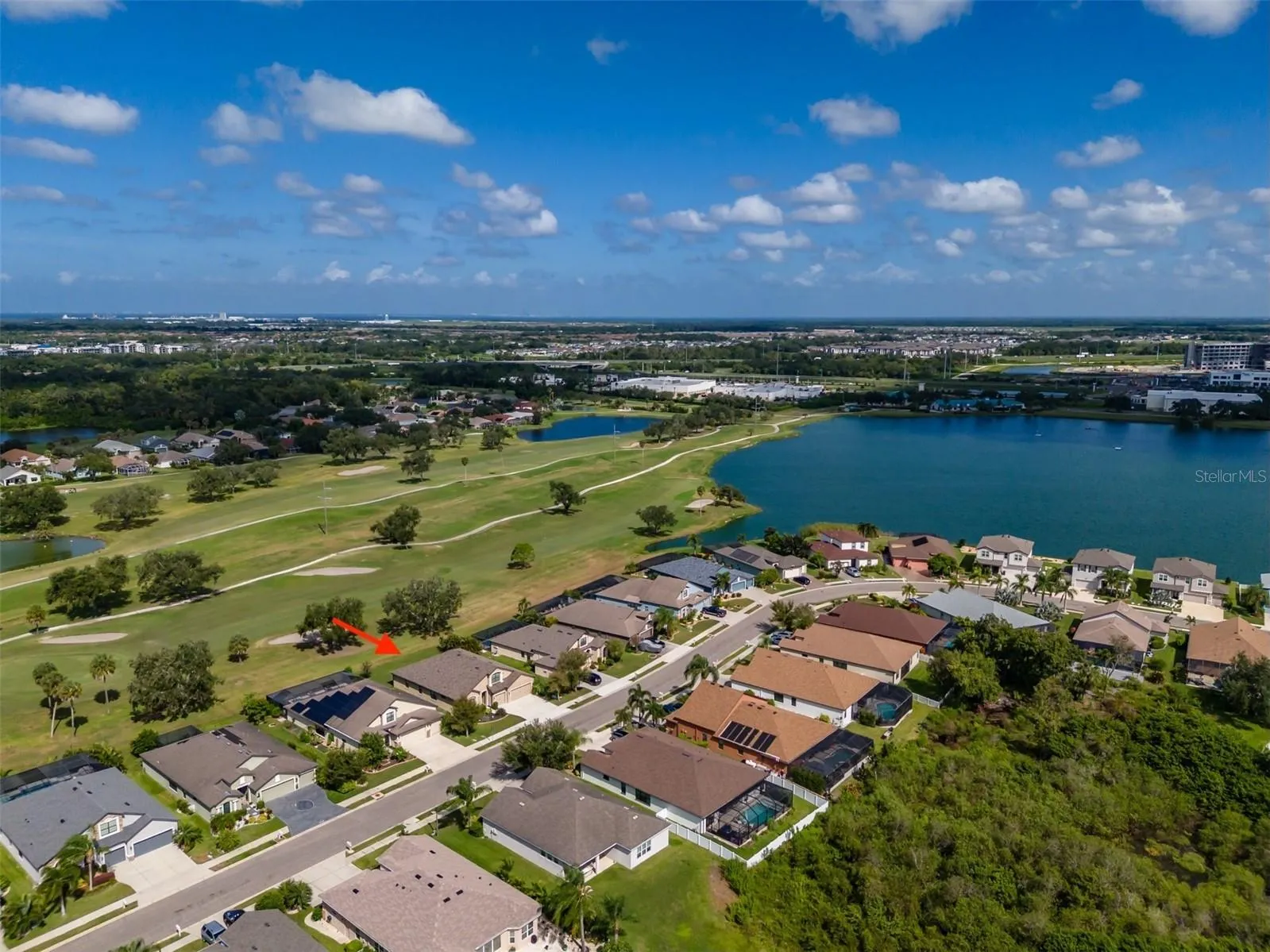 What a beautiful golf course setting