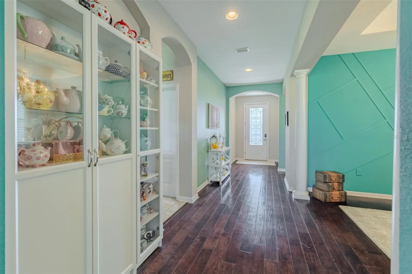 Entry way to display your collection