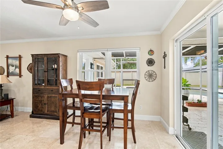 Breakfast nook