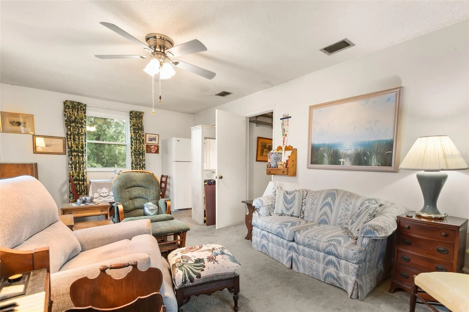 Upstairs living room.