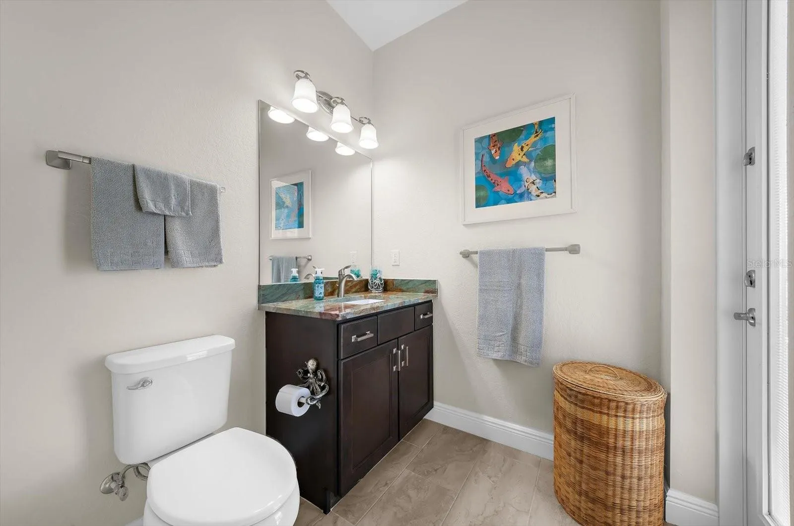 Convenient Guest Bath With Granite Countertop!