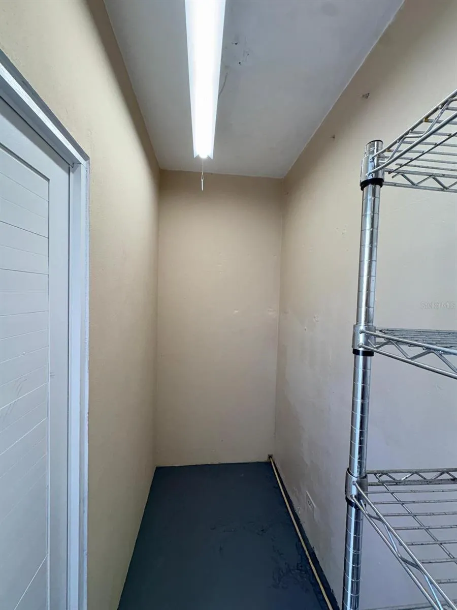 Cuarto almacen parte trasera
