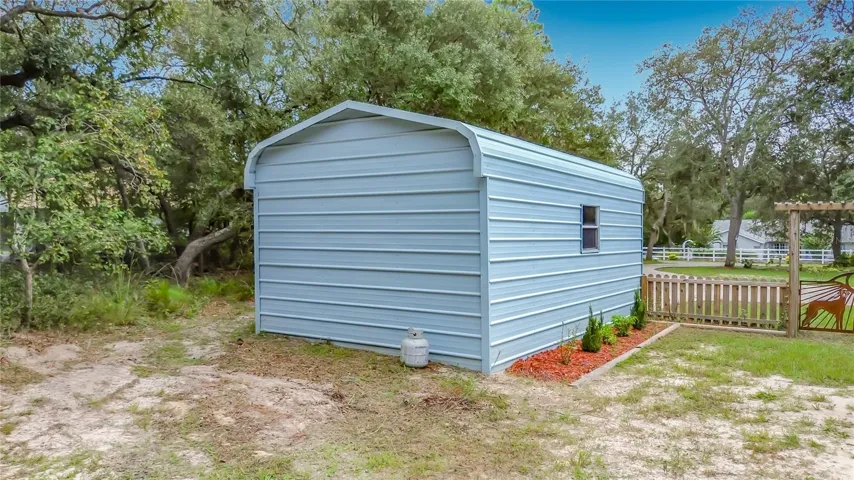 Shed