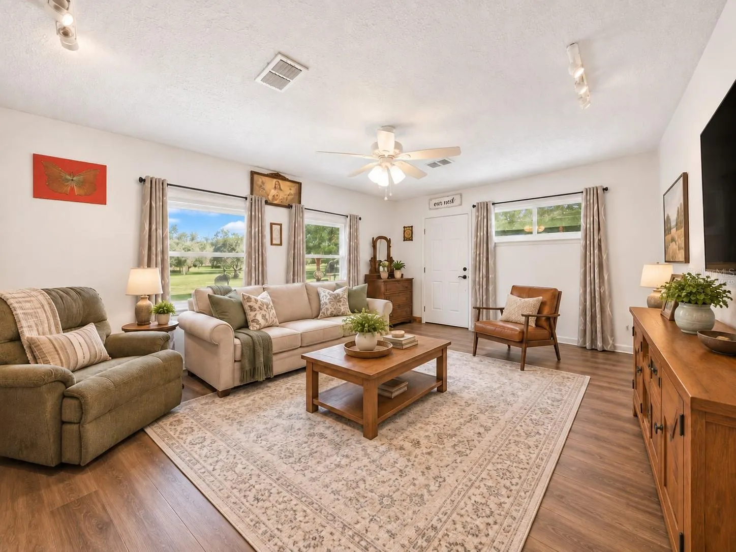 Bonus Room virtually staged