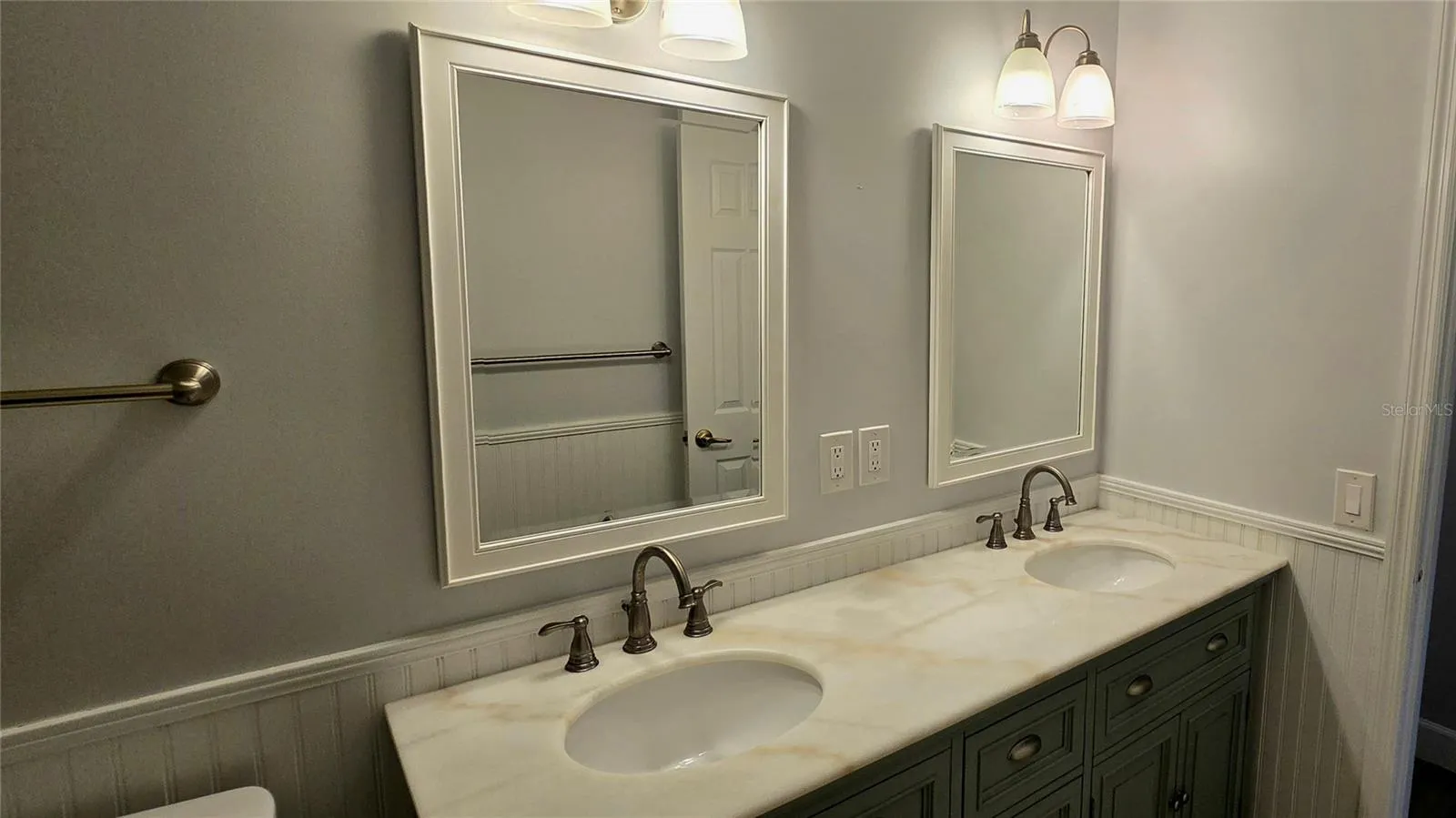 Double Sinks