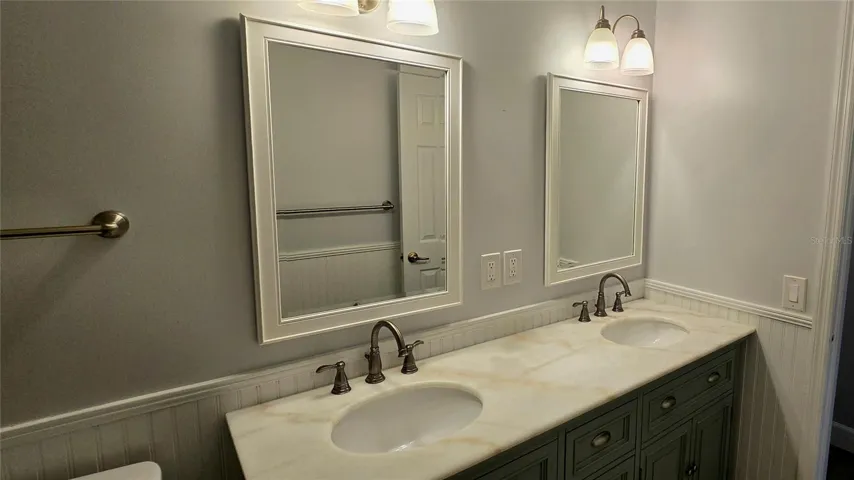 Double Sinks