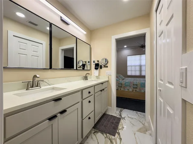 Master closet on left.