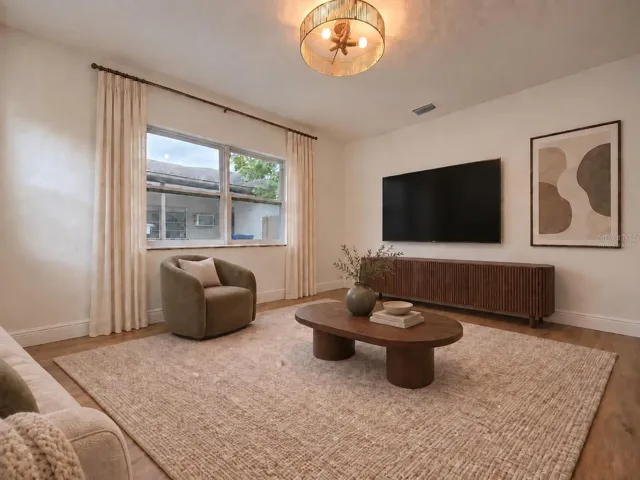 Virtually staged