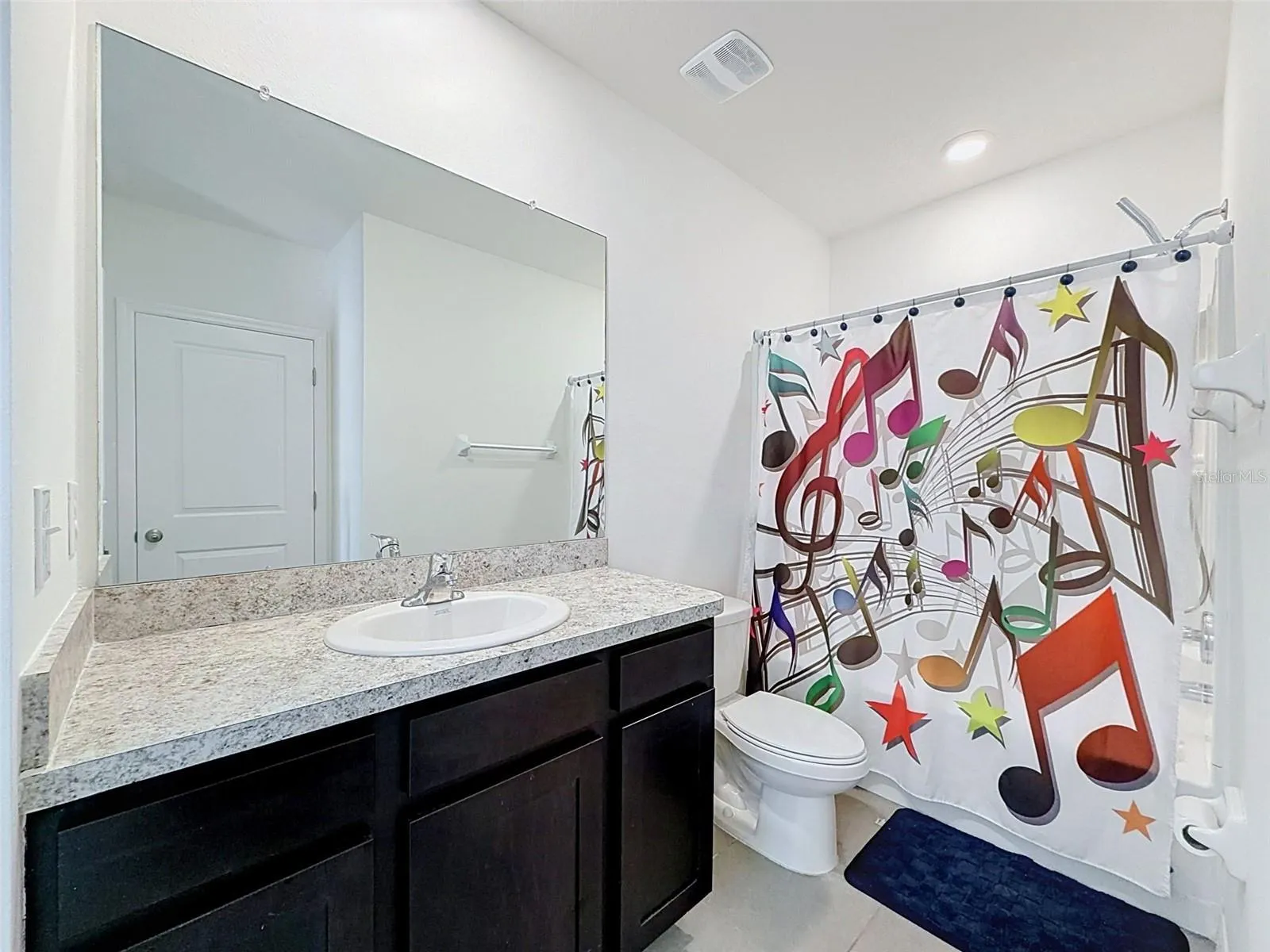 2nd Bathroom