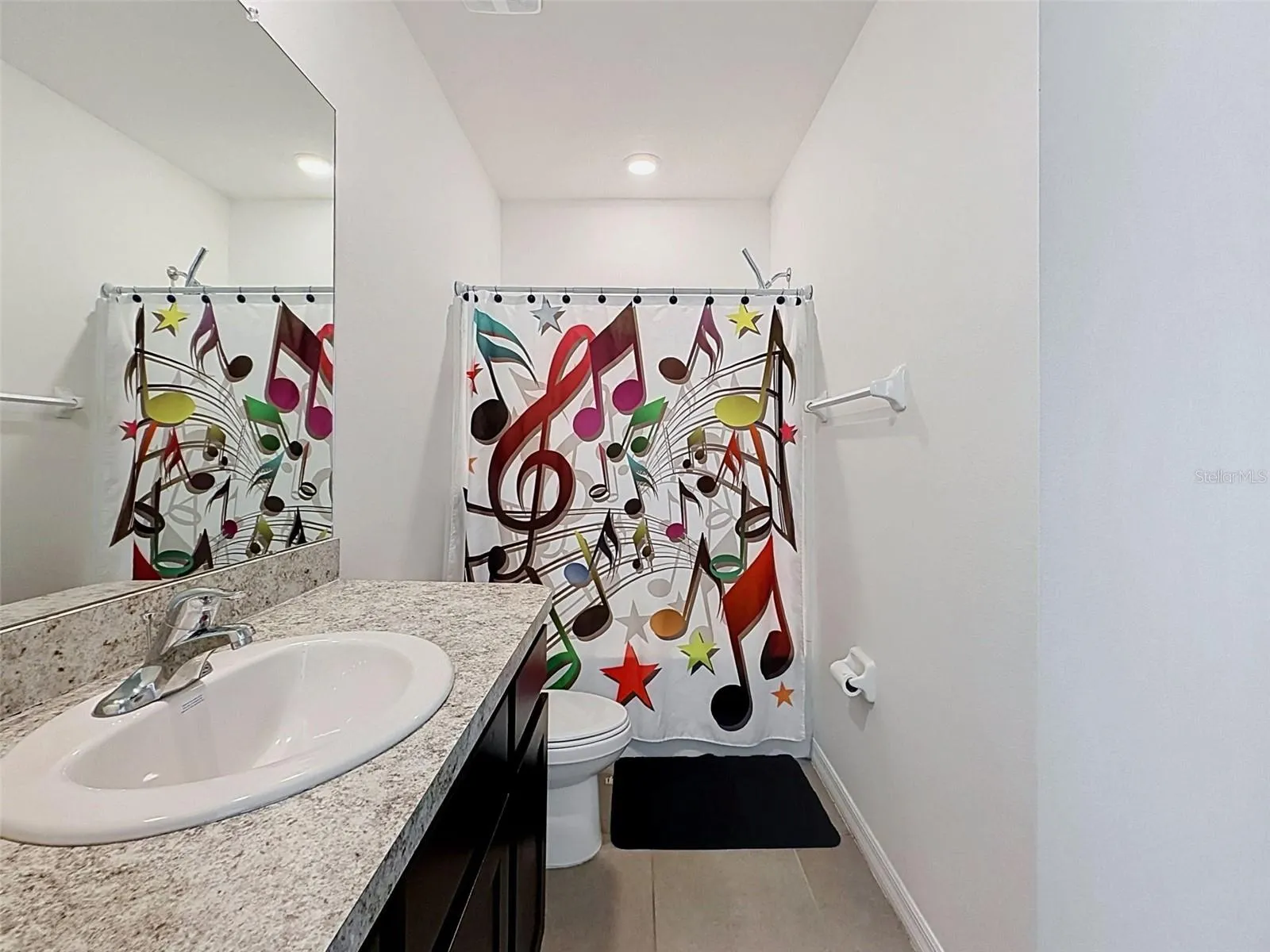 2nd Bathroom