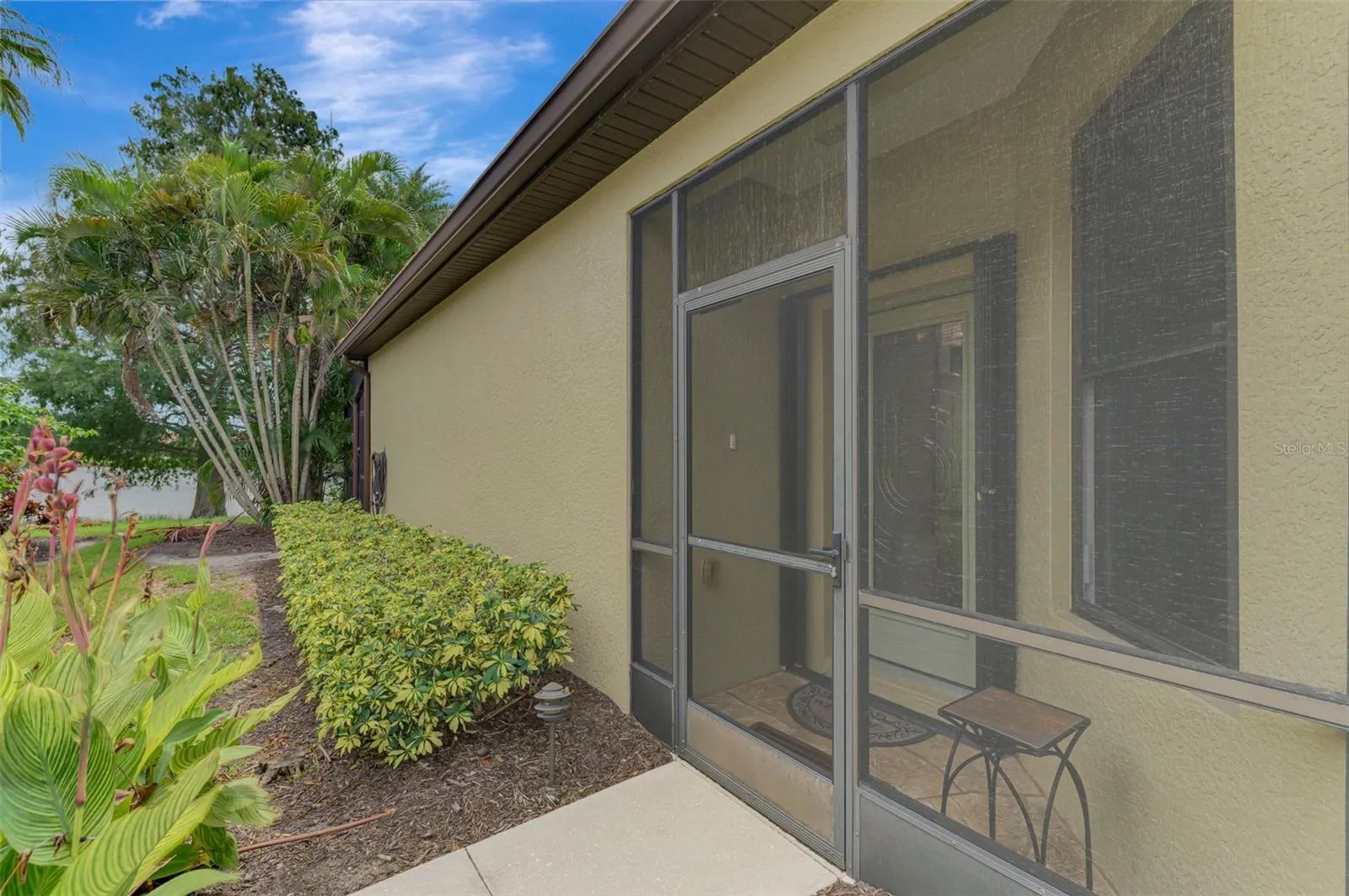 Screened Entry