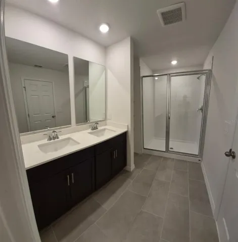 BAÑO PRINCIPAL