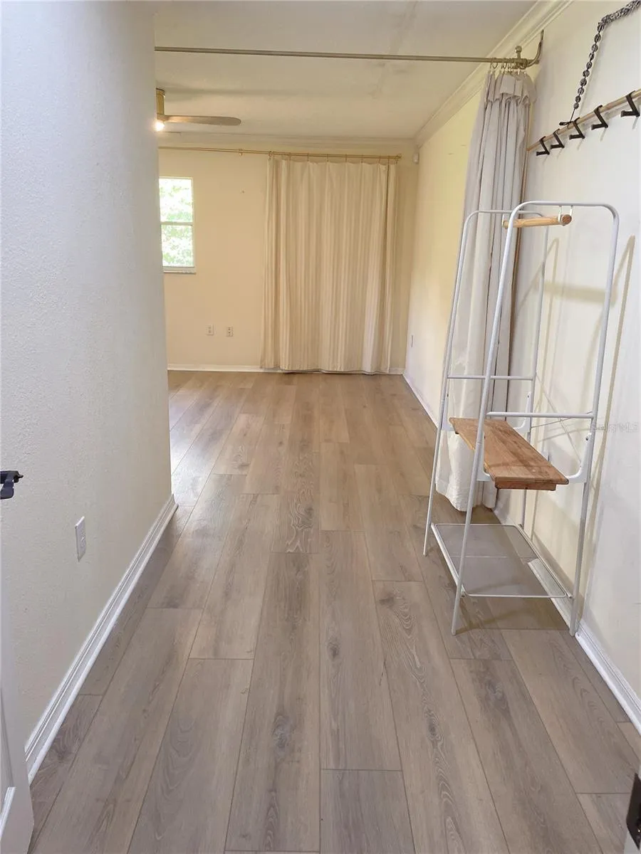Primary bedroom entryway