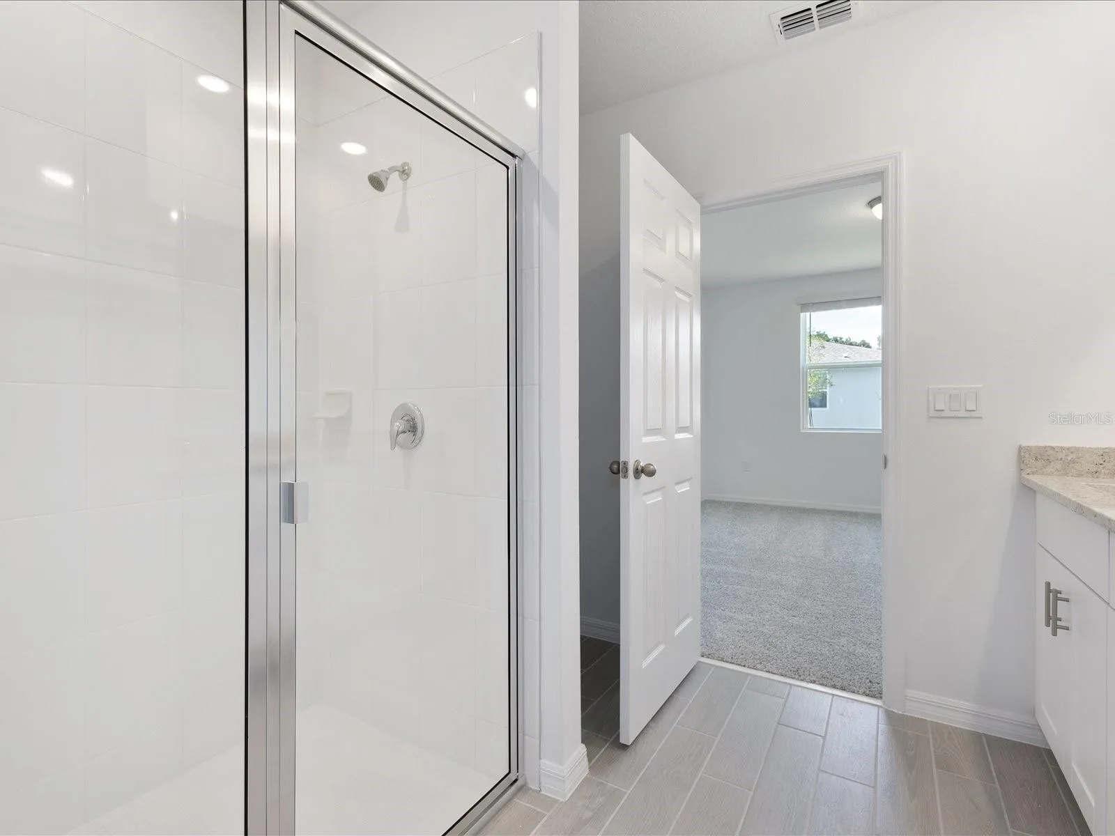 Photo is not of the actual home, but is an inspirational photo of builder’s model home and may depict options, furnishings, and/or decorator features that are not included