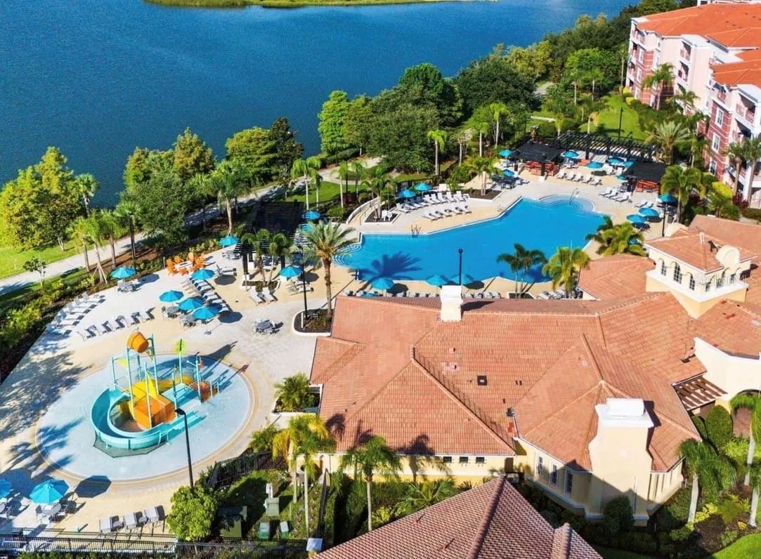 Club Pool 3