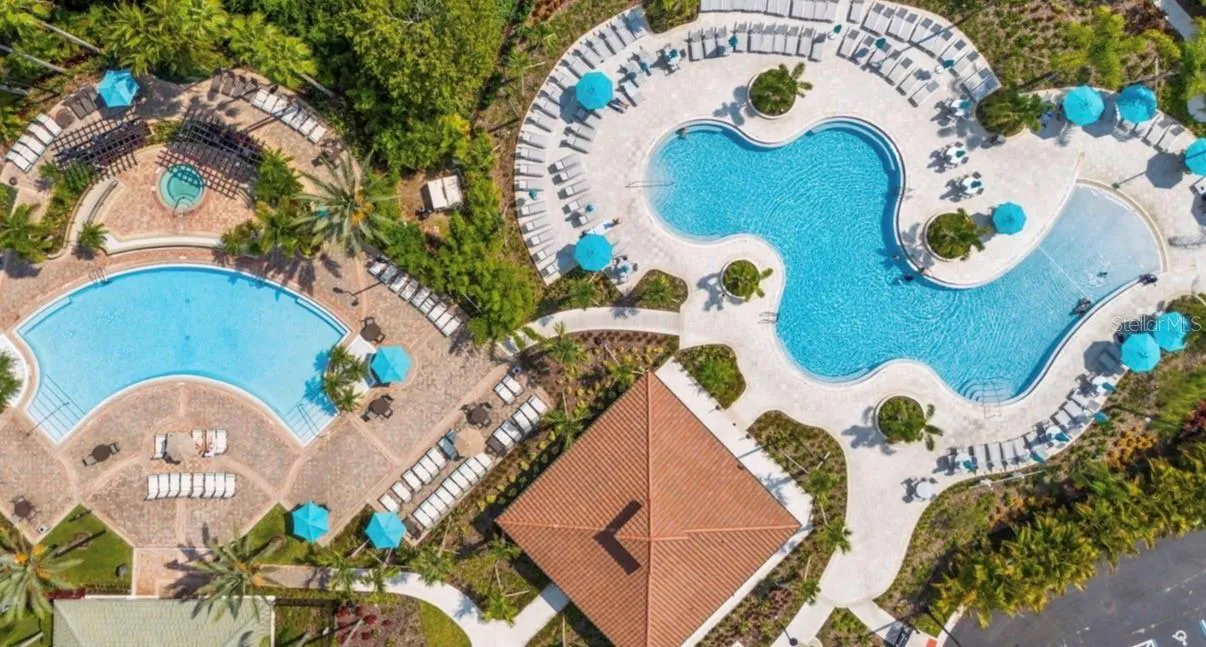 Club Pool 1&amp;2