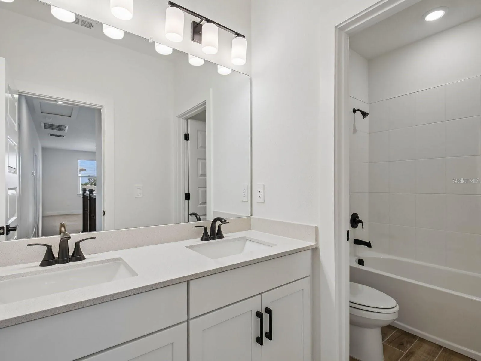 Photo is not of the actual home, but is an inspirational photo of builder’s model home and may depict options, furnishings, and/or decorator features that are not included