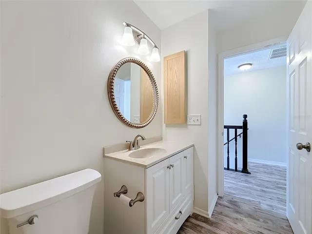 Full Upstairs Bath