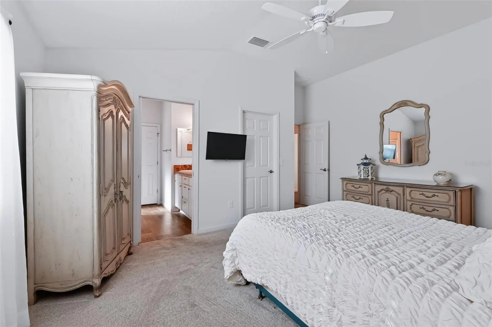 Primary Bed