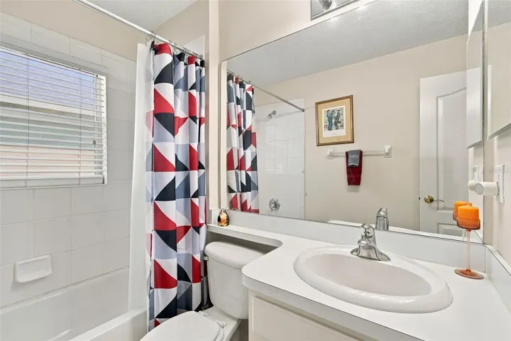 Bathroom adjacent to 4th bedroom