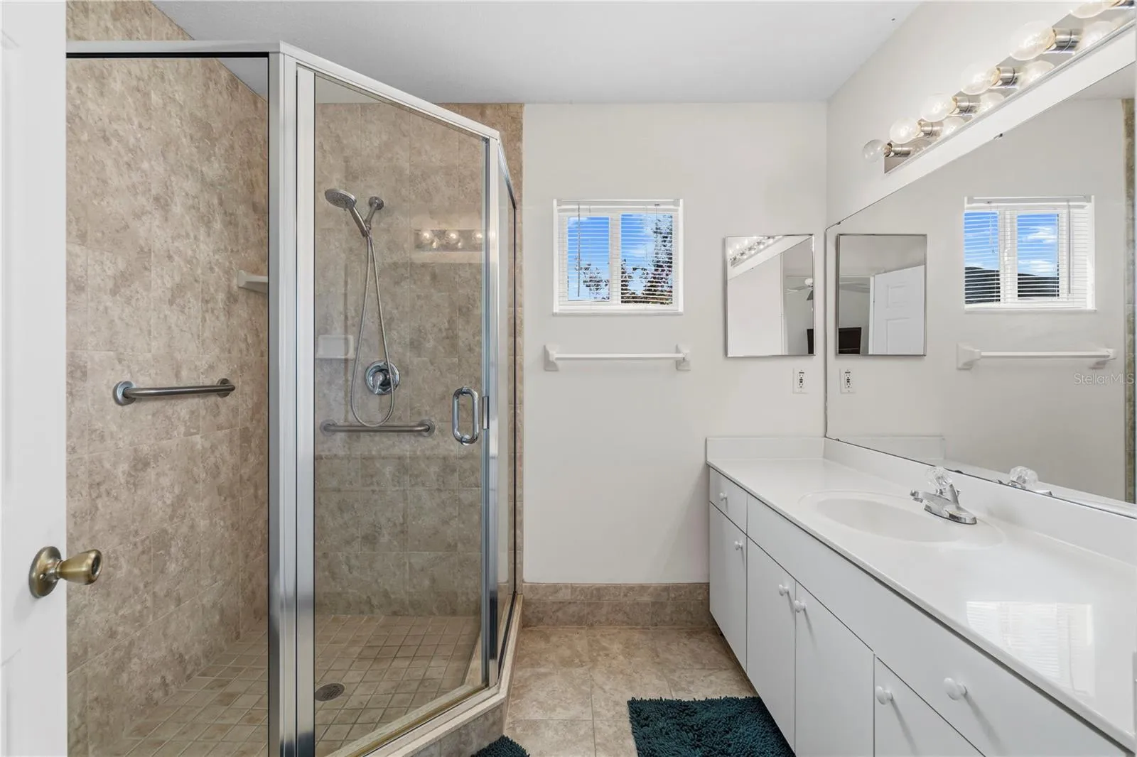 Primary En-Suite