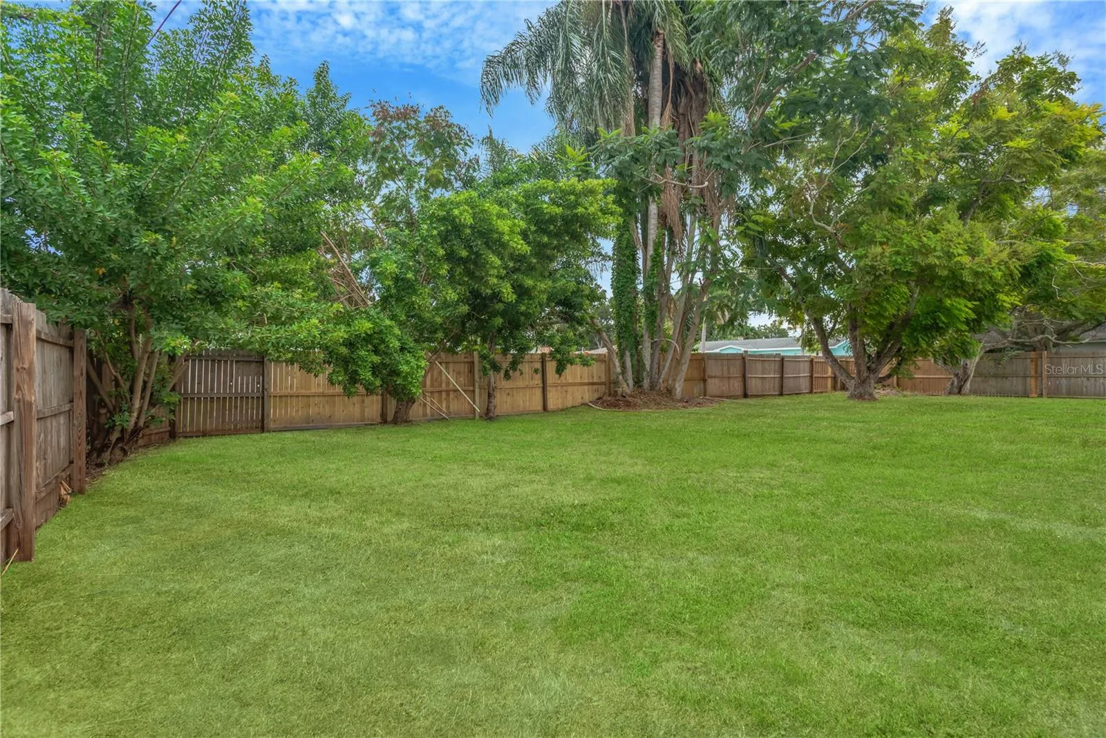 Add your favorite landscaping, create a peaceful place to relax, or design the perfect space for weekend gatherings and enjoying Florida’s beautiful weather.