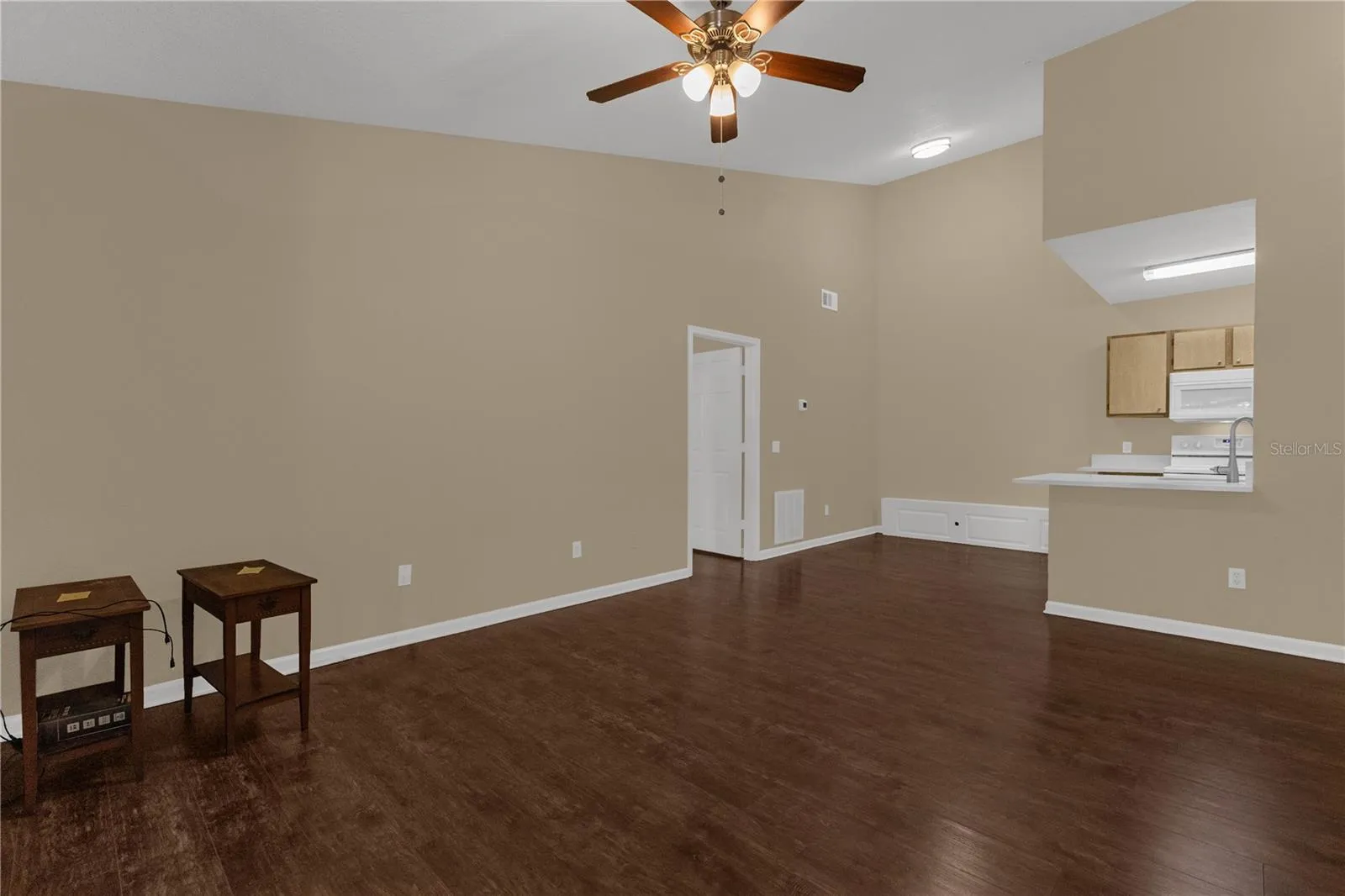 Eating space next to Kitchen