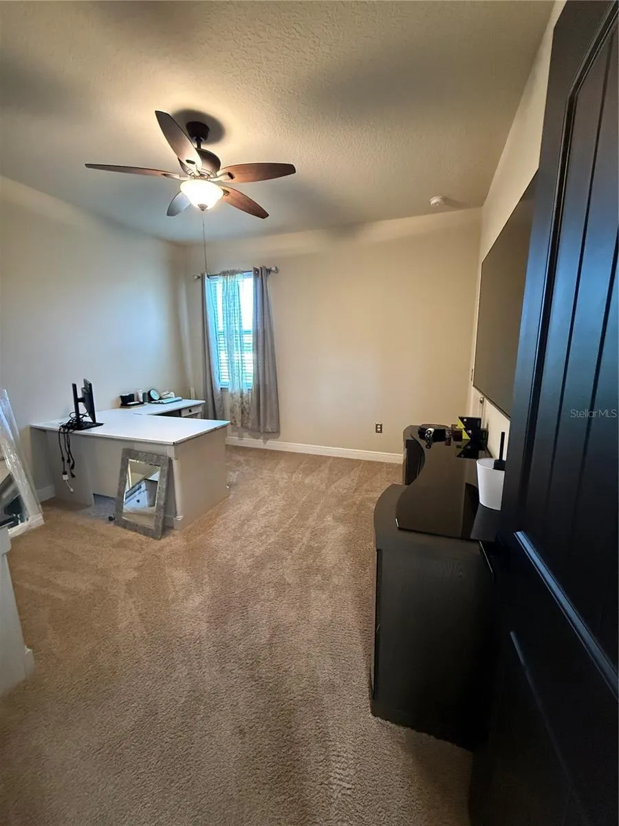 First-Floor Bedroom- Bedroom 1