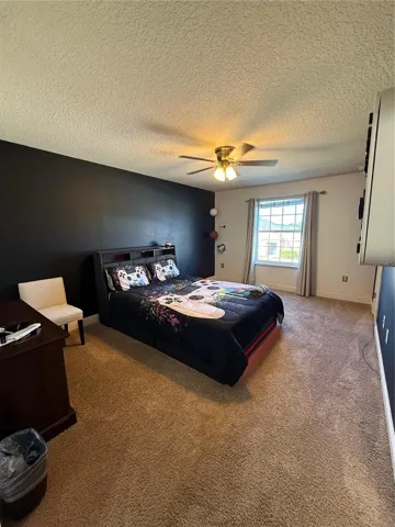 Bedroom 2 (2nd floor)