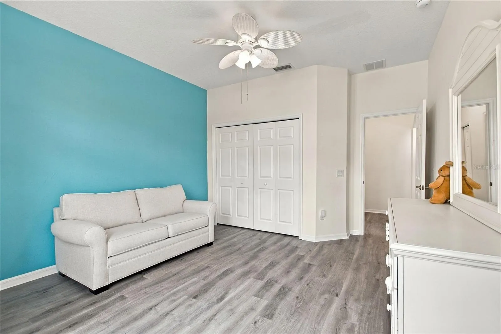 Front guest room