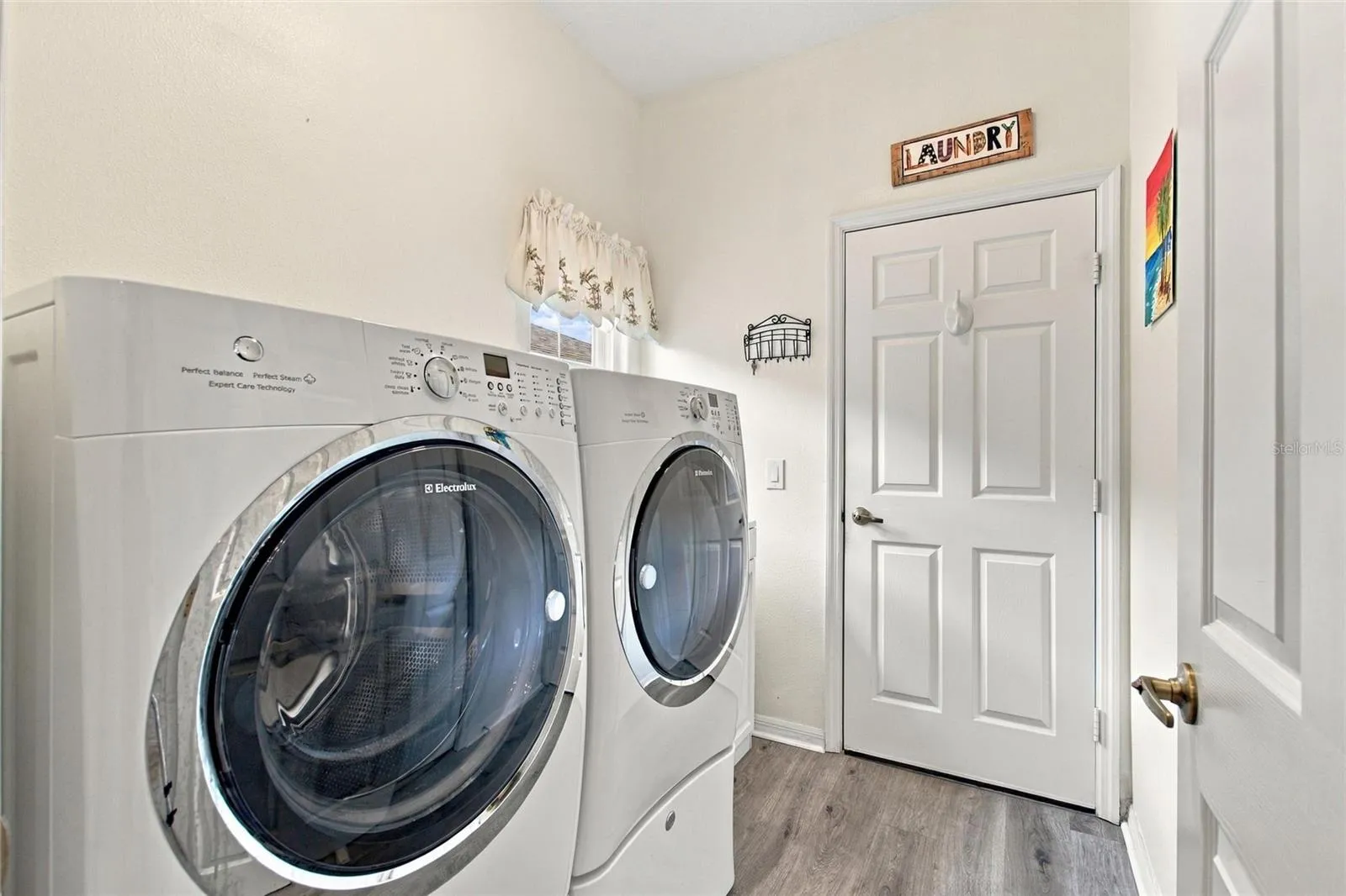 Electrolux pedestal washer &amp; dryer