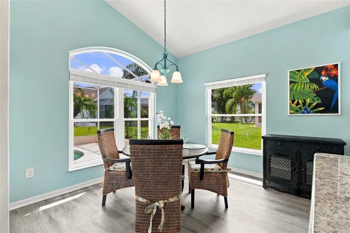 Kitchen dining area
