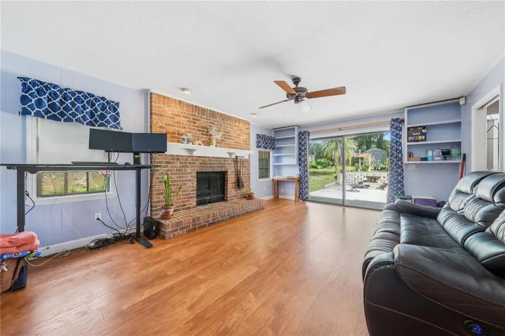 FAMILY ROOM WITH FIREPLACE