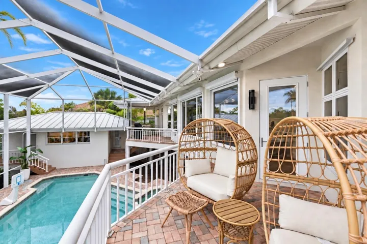 Balcony, access from the living room