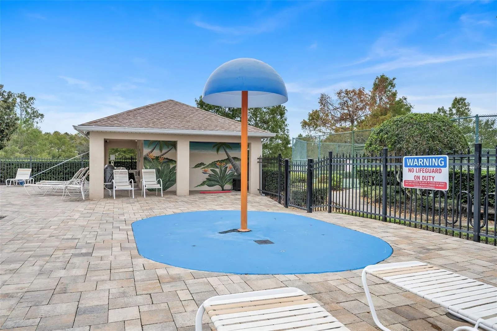 Community splashpad