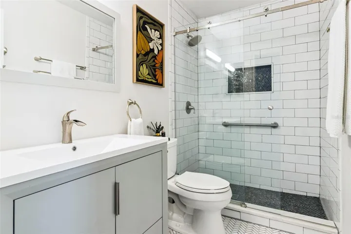 Second floor guest bath