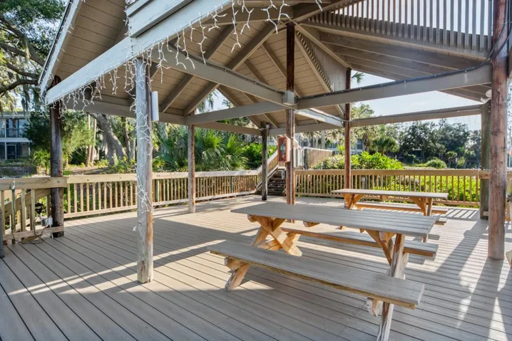 Harbor gazebo